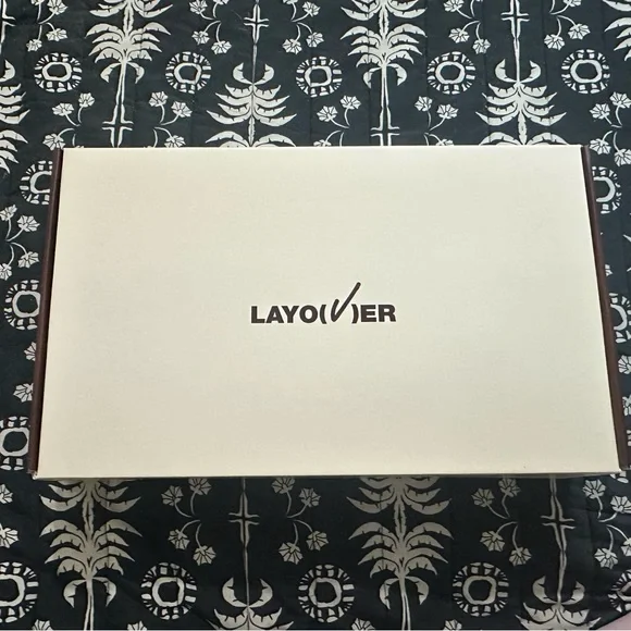 BTS MERCH BOX 17 Layover V Taehyung ARMY Official Membership Pack Full Set - Picture 6 of 15